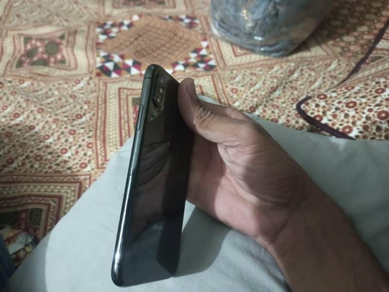 Apple iPhone X 1