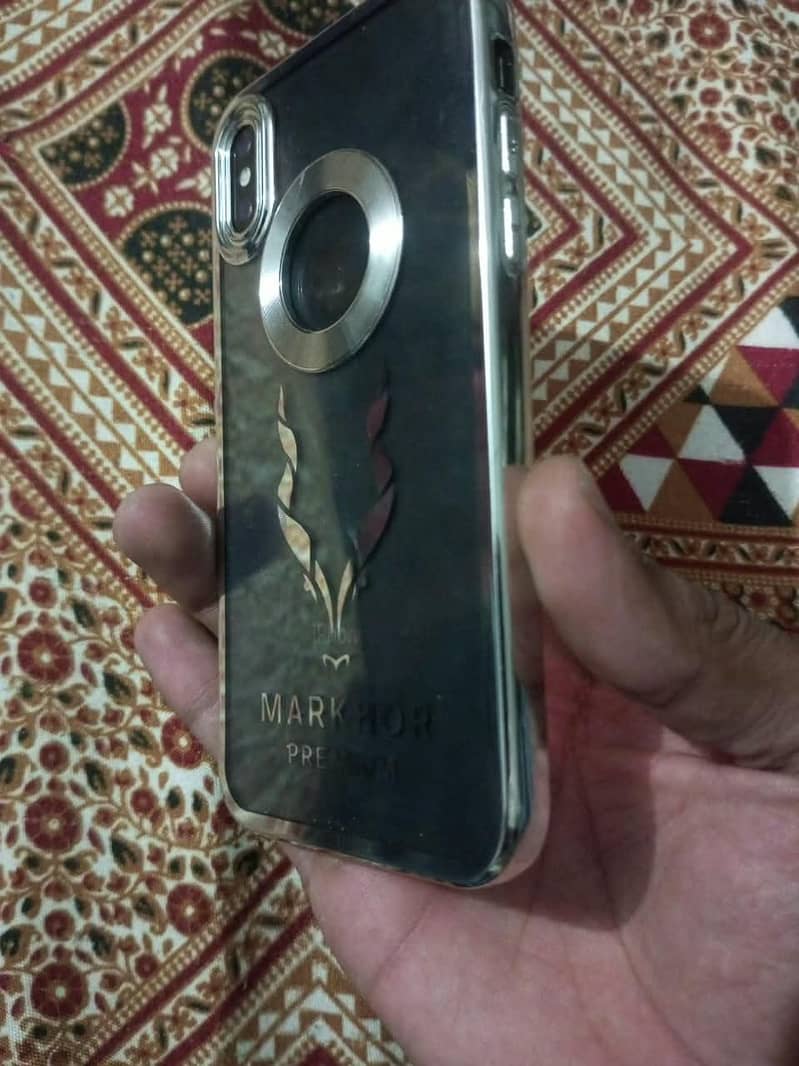 Apple iPhone X 3
