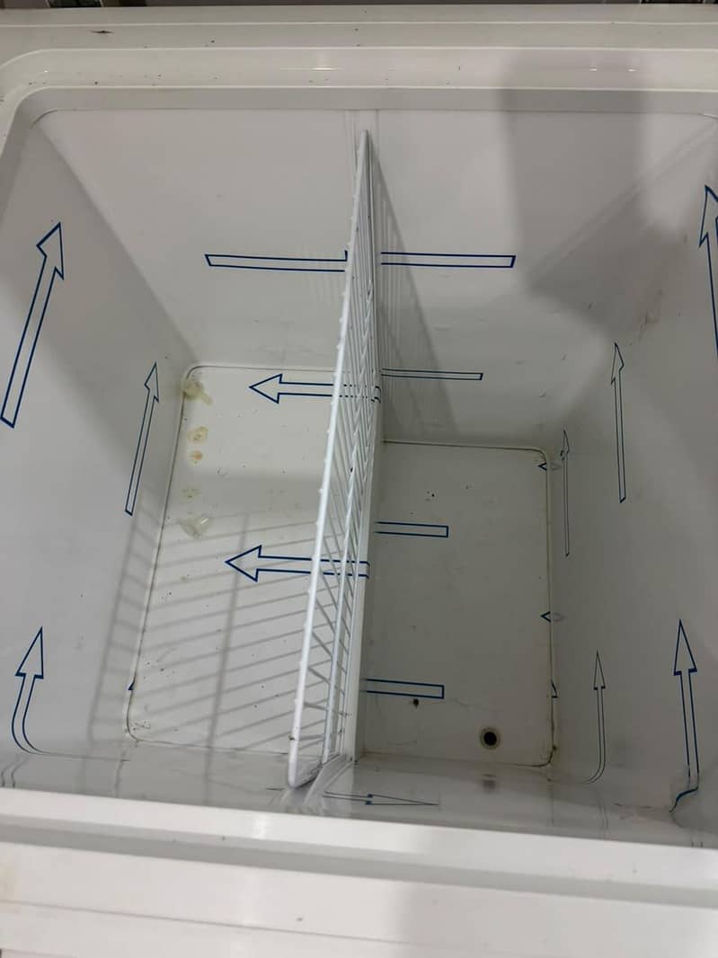 Waves Double Door Deep Freezer 3