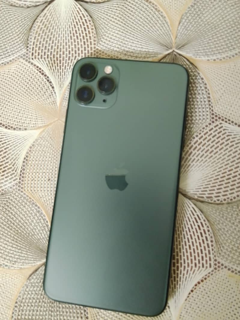 Apple iPhone 11 Pro Max 4