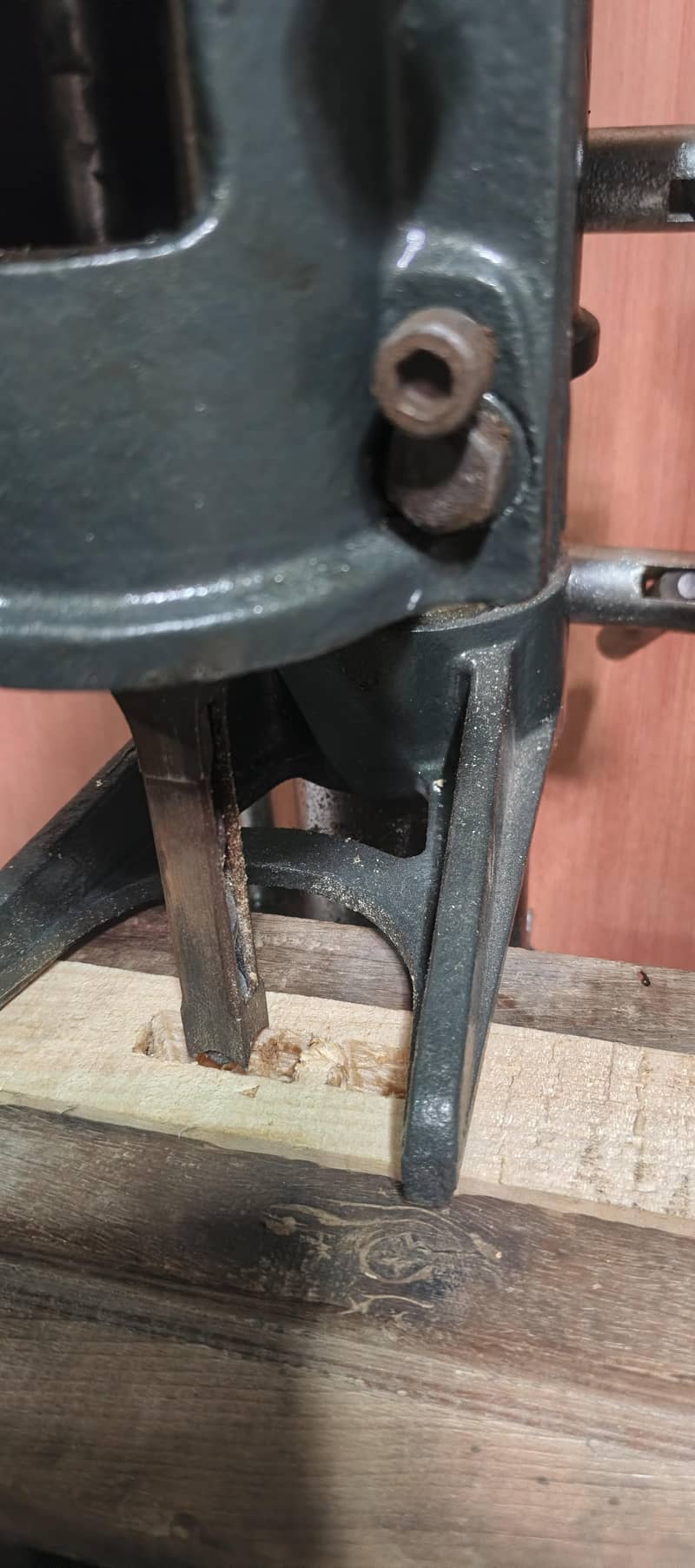 block bore wood working machine 1