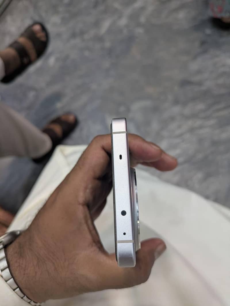 One Plus 13R 1