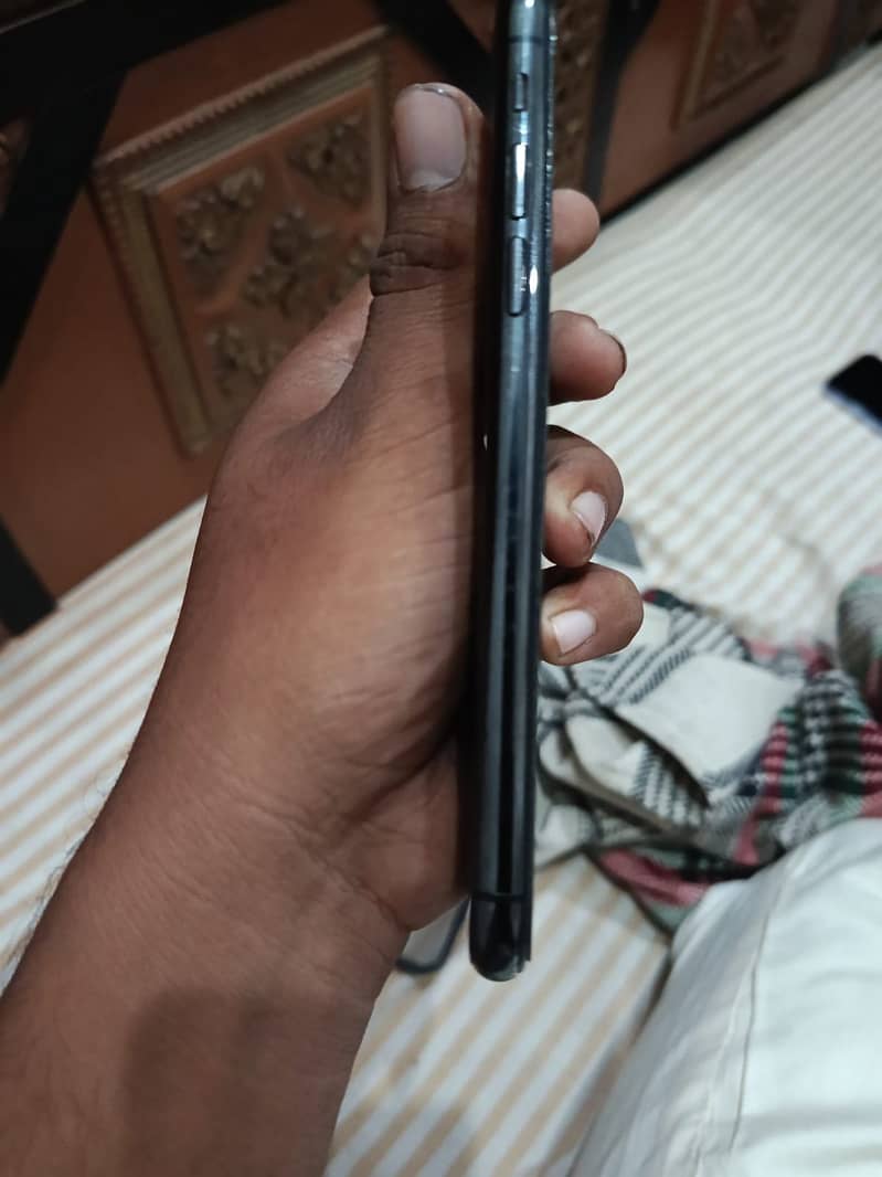 Apple iPhone X 1