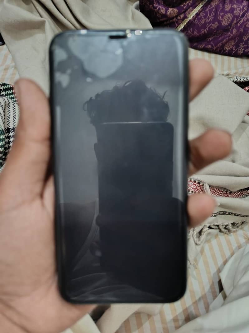 Apple iPhone X 5