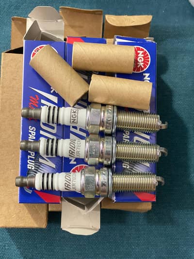 NGK LKR7BIX-P Iridium MAX Spark Plugs