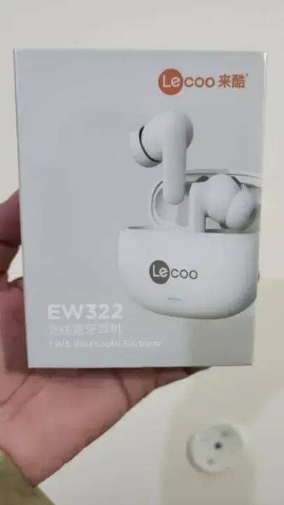 New headphone 0