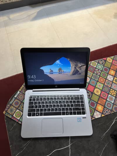 HP home used neat and clean HP Elite Book 10-40 G3