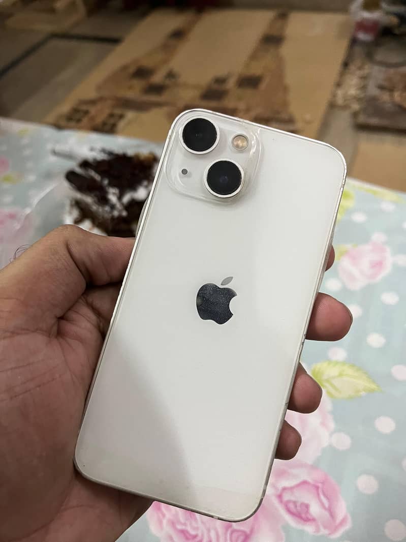 Apple iPhone 13 mini 0