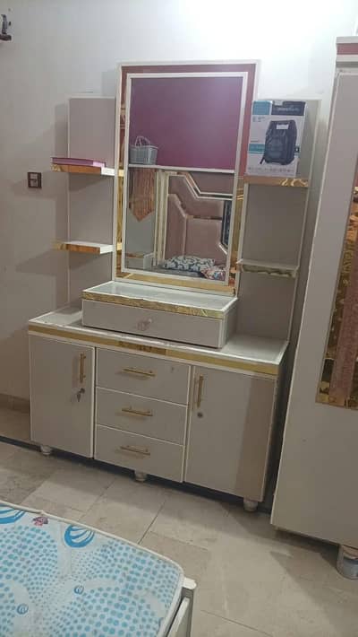 Premium Full Bedroom Furniture Set - King Bed, Wardrobe & Dressing