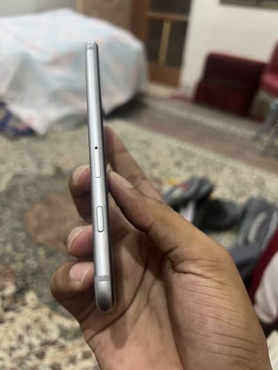 Apple iPhone 6S