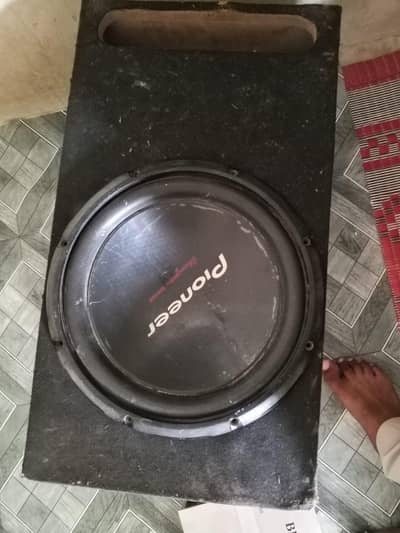 Pioneer Champion 12" Woofer + BM Classic BM-860 4 Ch Amplifier