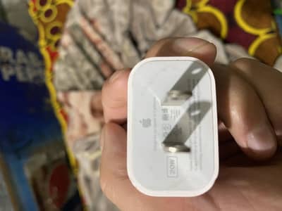 Original Apple 20W USB-C Fast Power Adapter / Charger