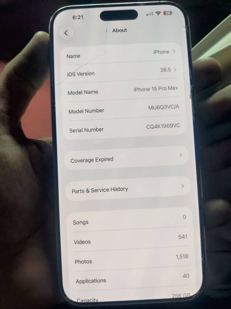 Apple iPhone 15 Pro Max 4