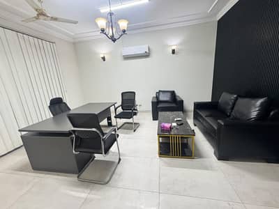 1 Kanal Full House For Rent Use For Multinational Company IT Office,Soft Wear House Close To Canal Road