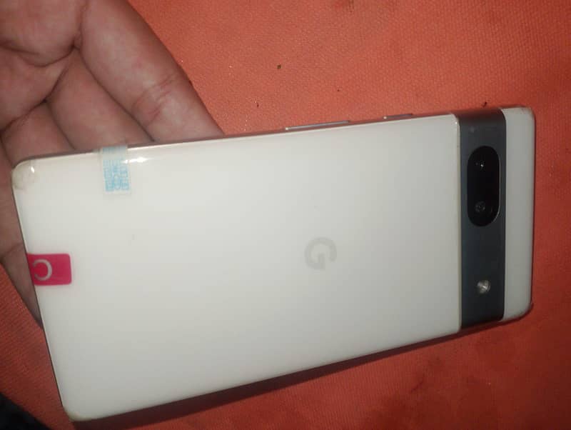 Google pixel 7A 4