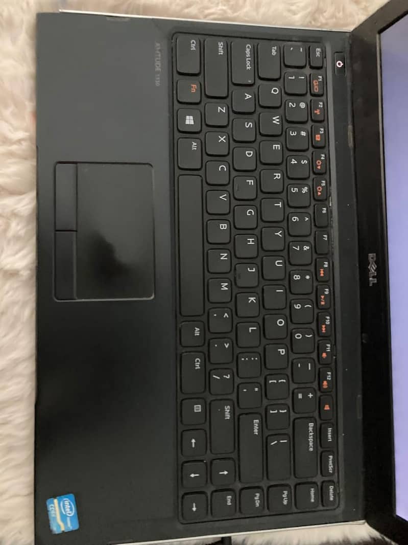 Dell Laptop 3