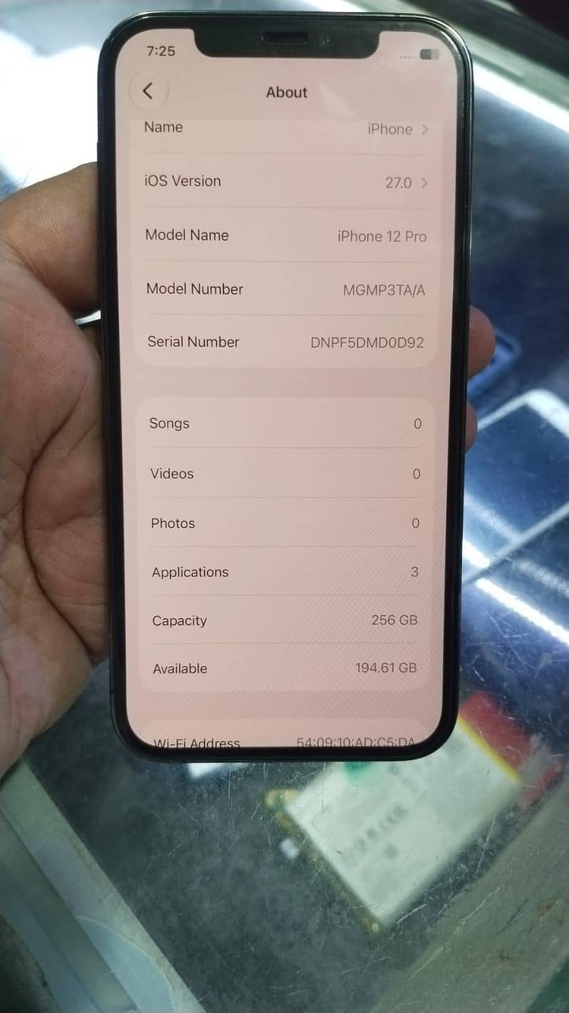 Apple iPhone 12 2