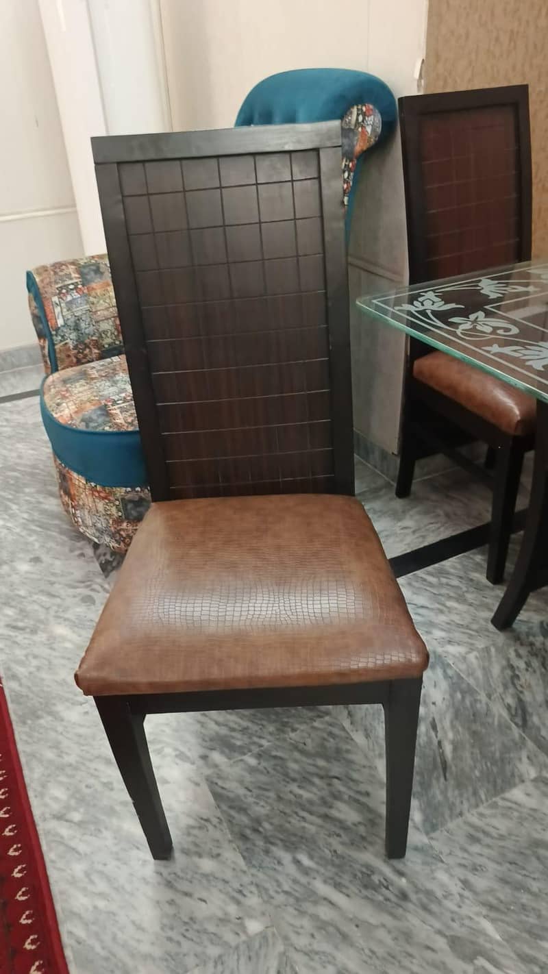 Dining table 8 Chair 1