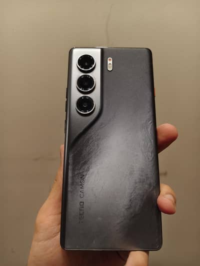 Tecno CAMON 40 Pro