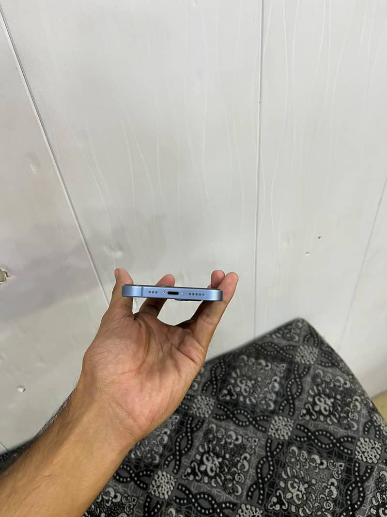 Apple iPhone 14 1