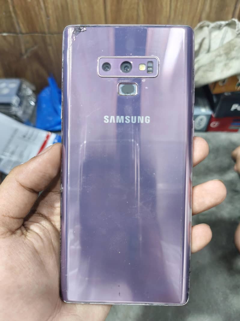 Samsung Mobile Note 9 1
