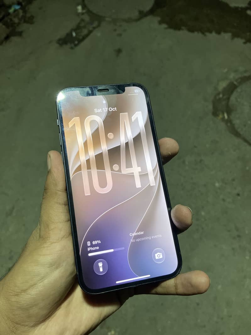 iPhone 12 1