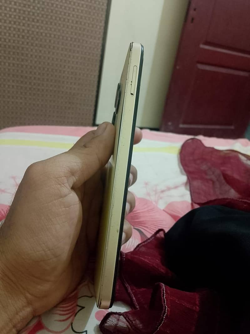 Tecno Spark 20C 2