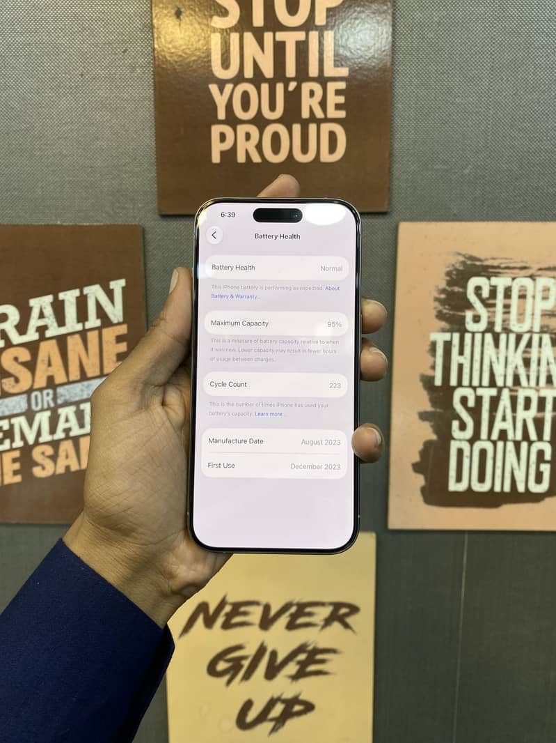 Apple iPhone 15 Pro 2