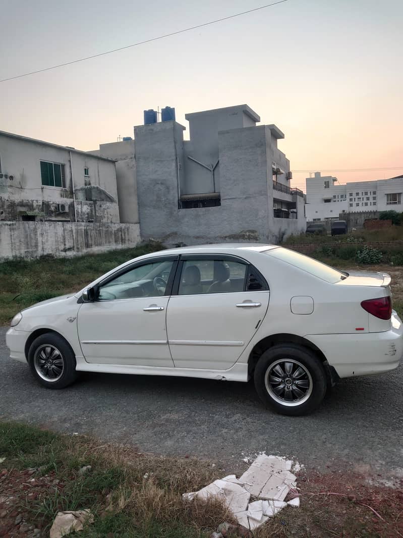 Toyota Corolla 2003 3