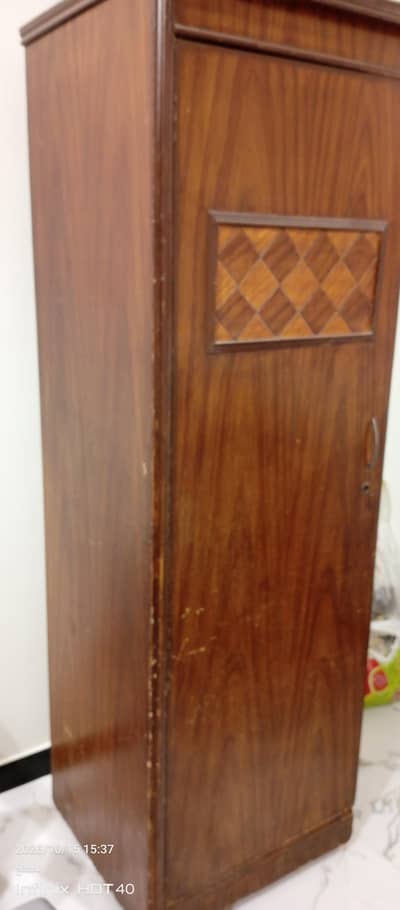 1 door wardrobe