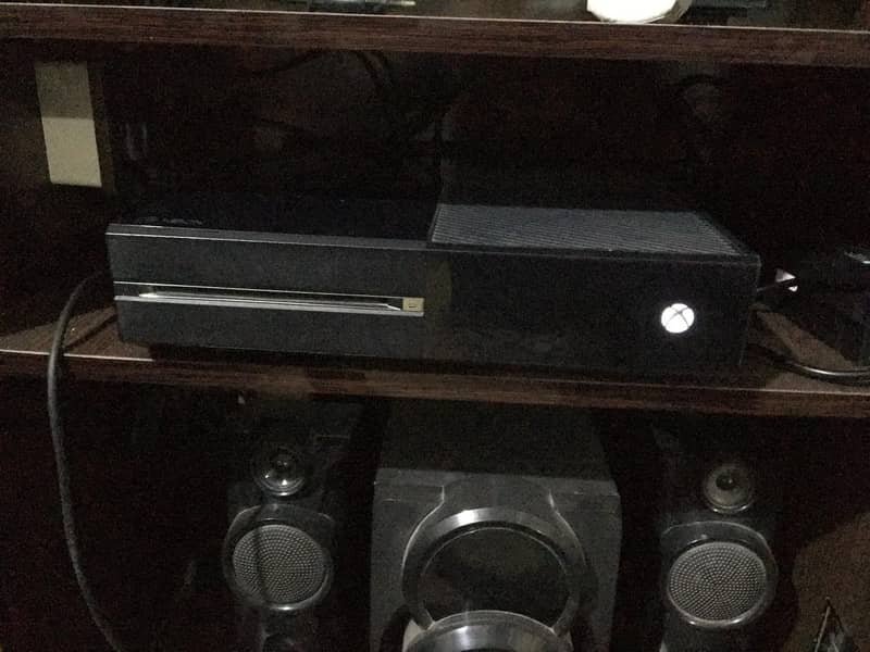 XBOX ONE 500 GB 6