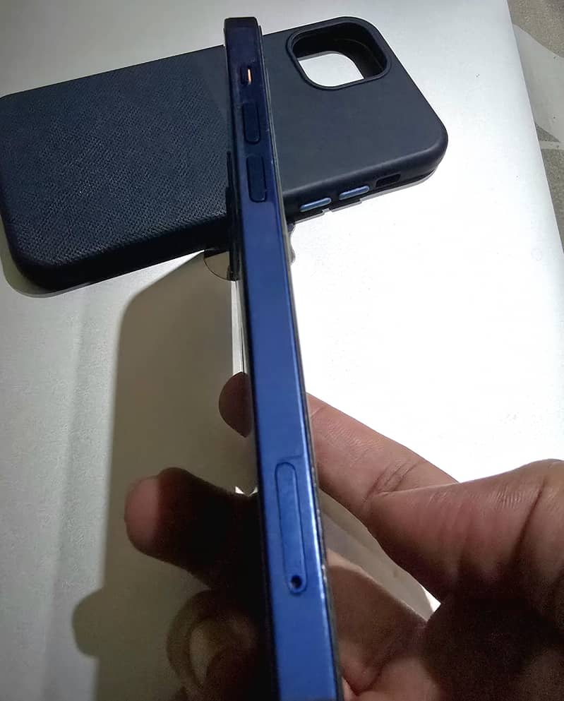 Apple iPhone 12 PTA 1