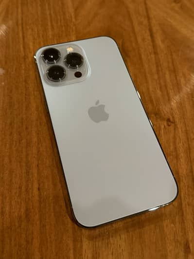 Apple iPhone 13 Pro