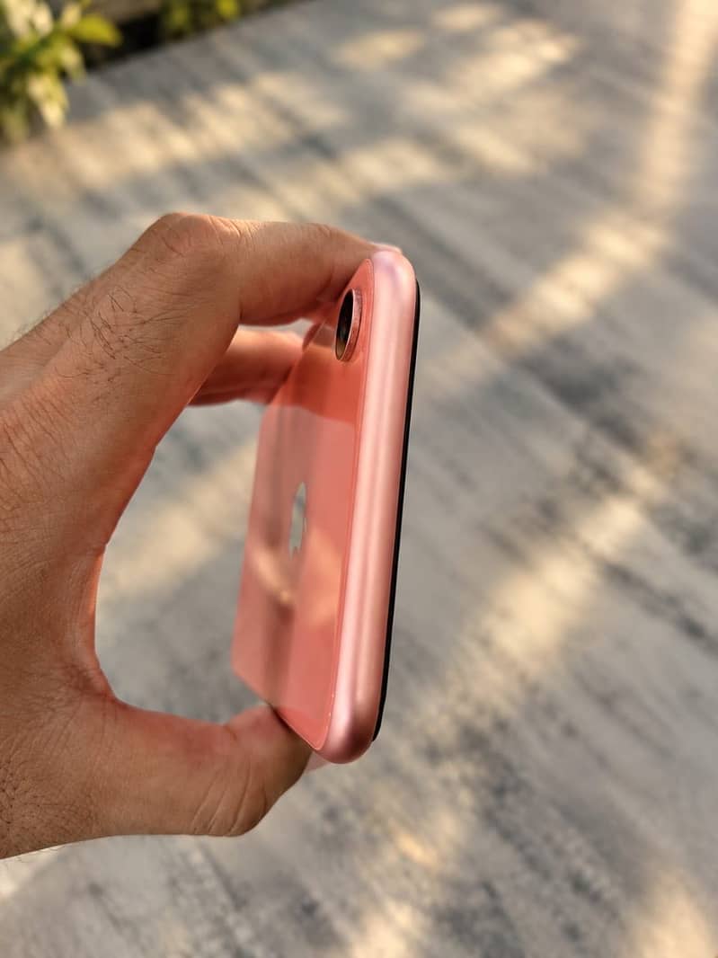 Apple iPhone XR 1