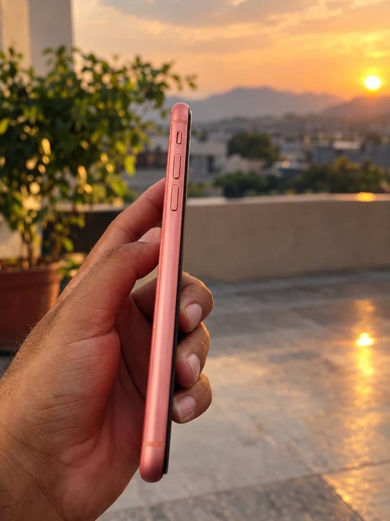 Apple iPhone XR 2