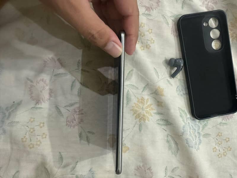 Tecno Spark 40 Pro Plus Lush condition 2