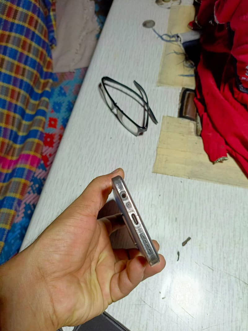 Infinix Note 30 Pro 4