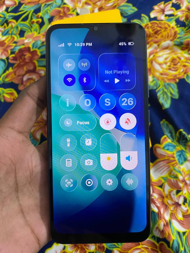 Realme 11 4