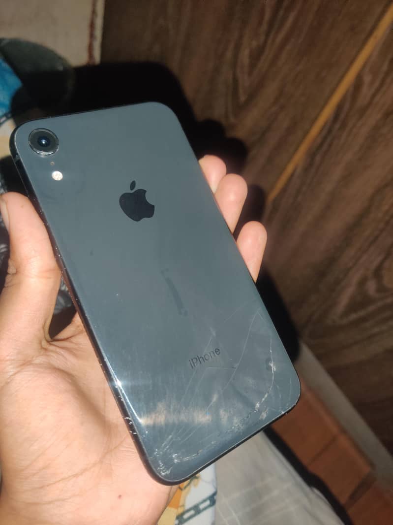 Apple iPhone XR 3