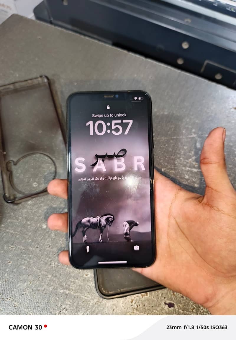 Apple iPhone 11 Pro Max 1