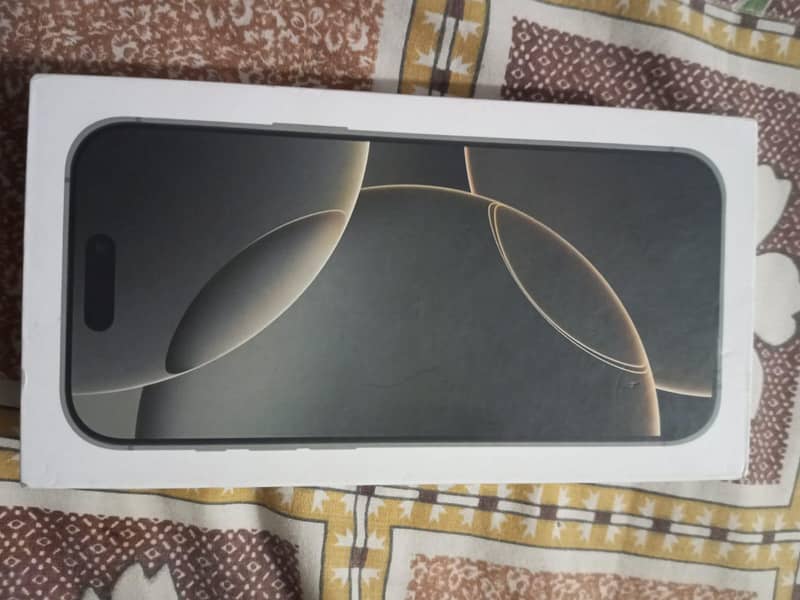 Apple iPhone 16 Pro Max 3