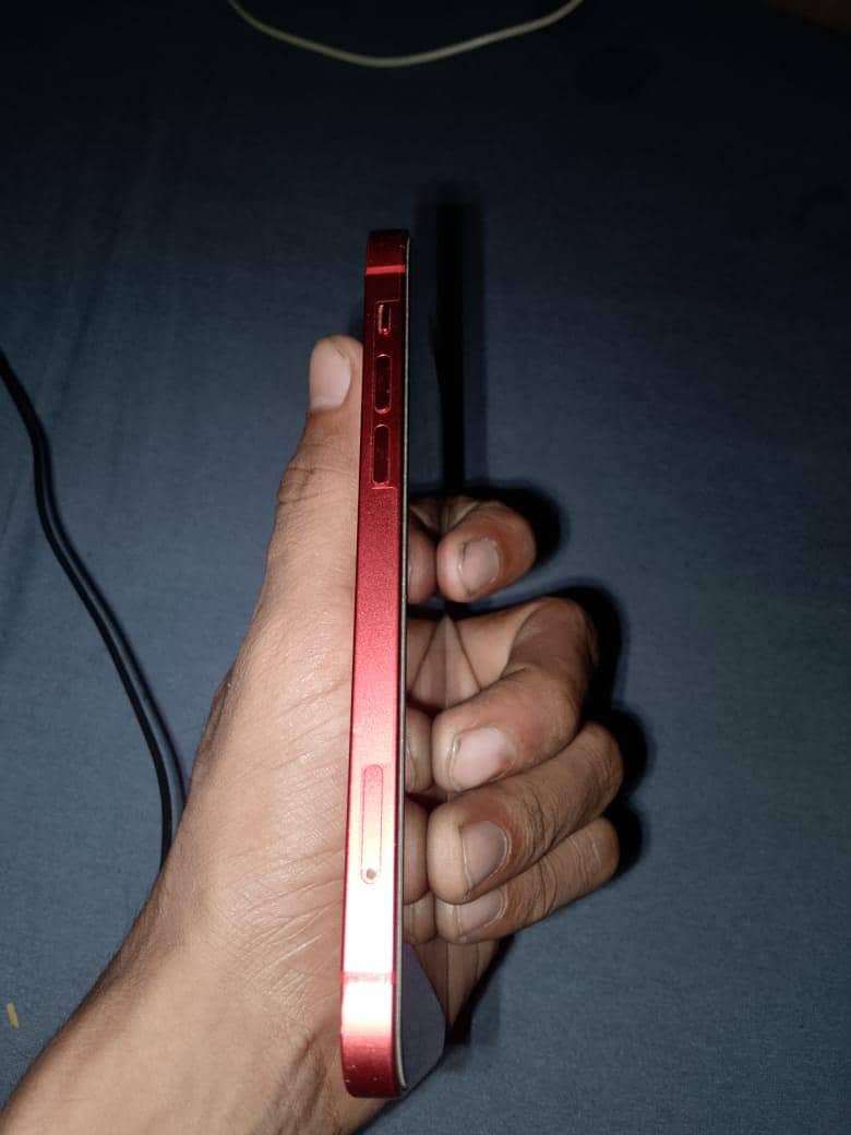 Apple iPhone 12 2