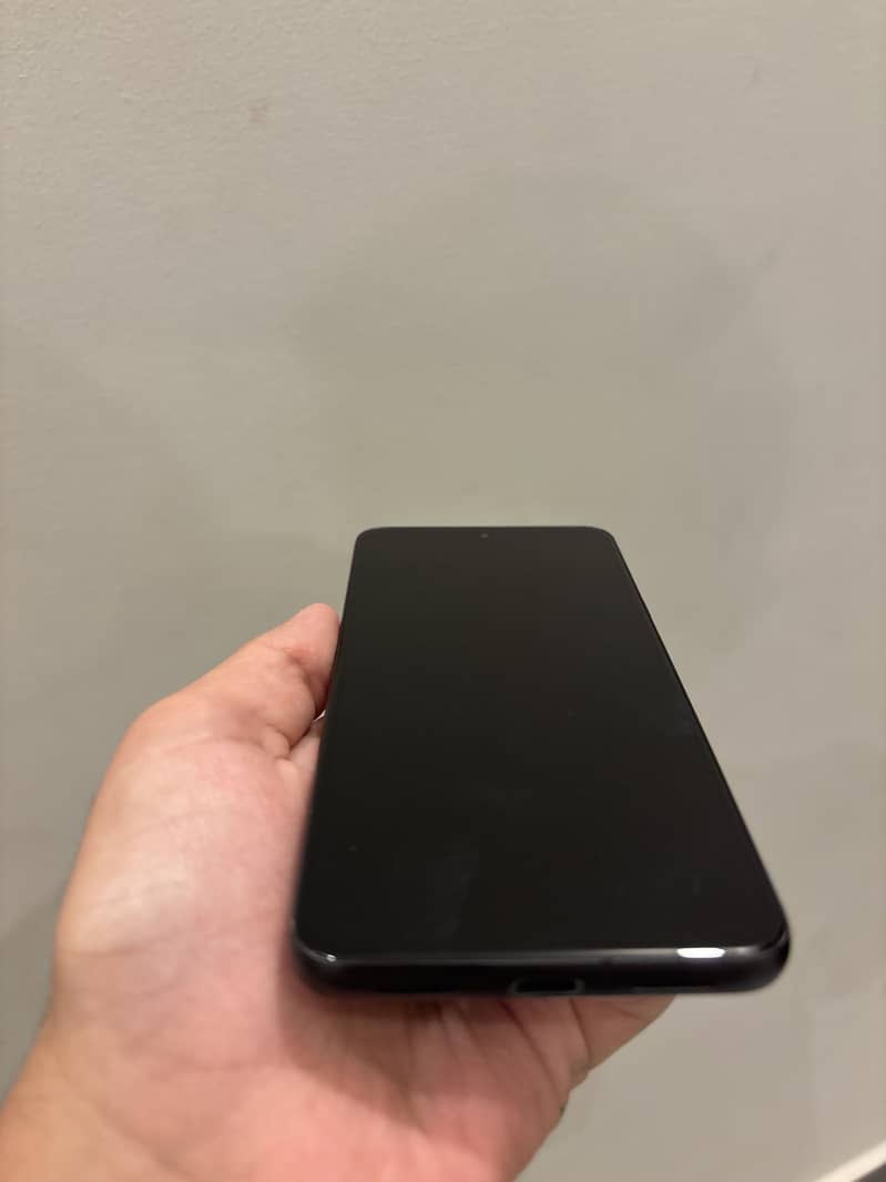 Google Pixel 8 2