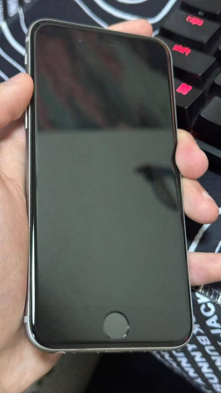 Apple iPhone 6S 2