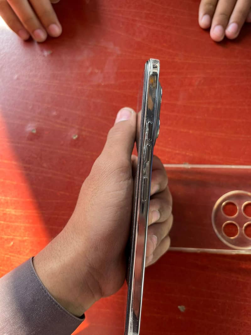 Tecno SPARK 30 Pro 3