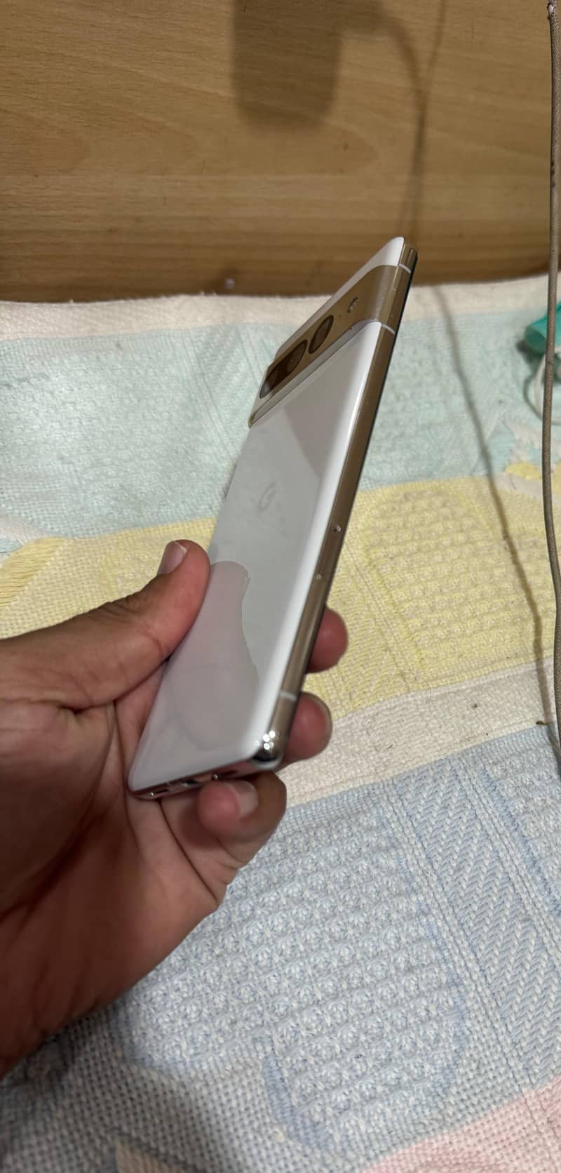 Google Pixel 7 Pro 2