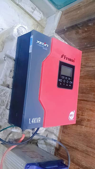 UPS SOLAR inverter LIKE NEW 1.4 KV