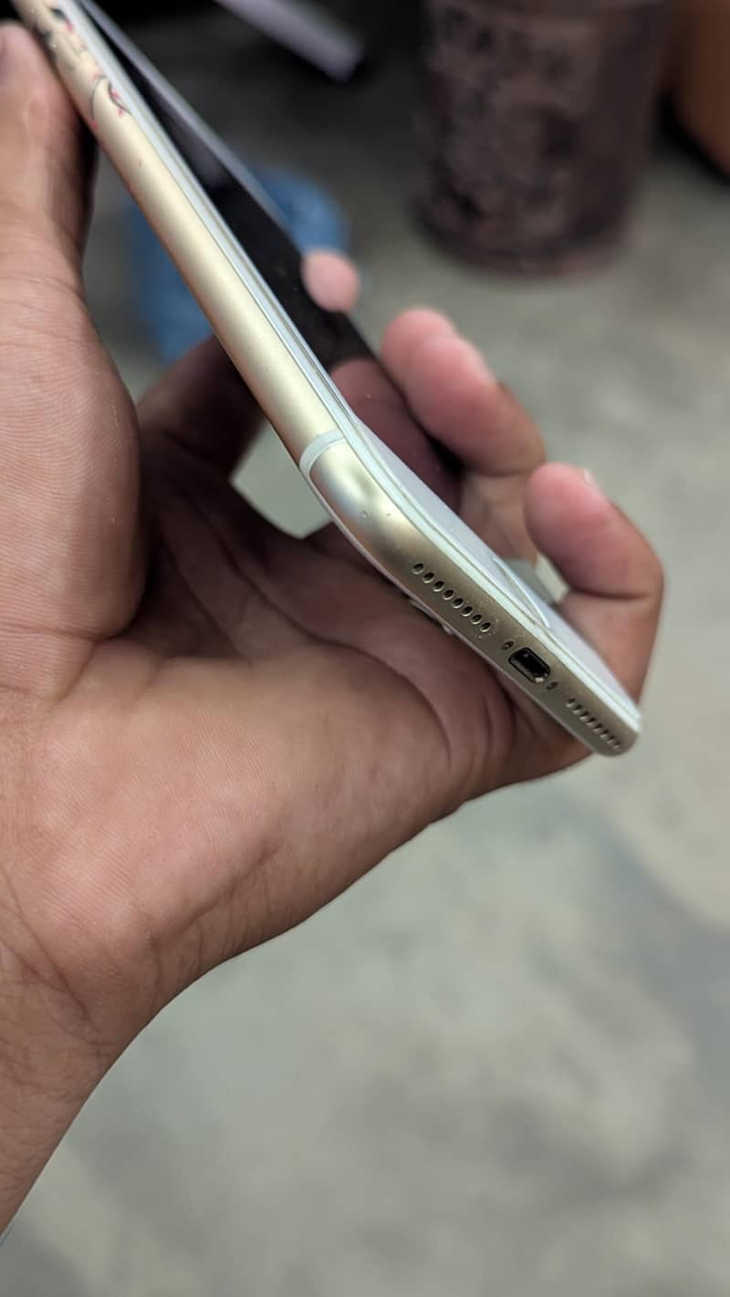 Apple iPhone 7 Plus 3