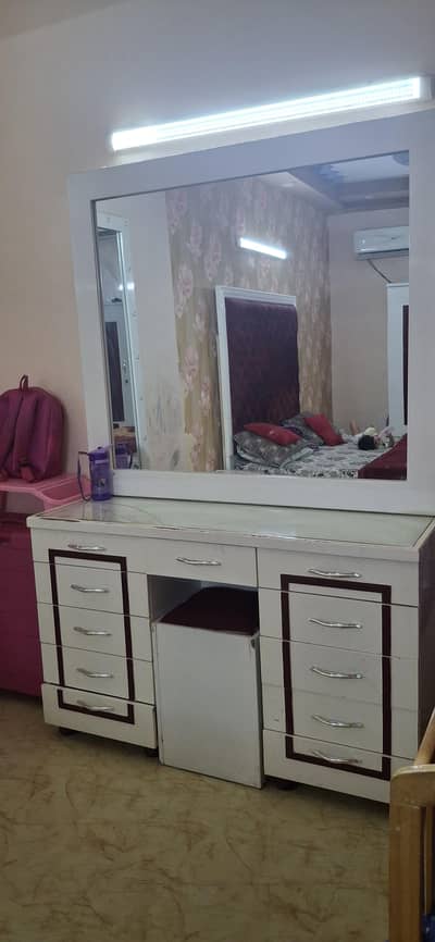 7 peice bedroom set