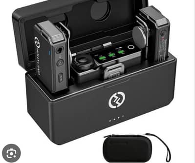 Hollyland LARK MAX Duo 2-Person Wireless Microphone Microphone